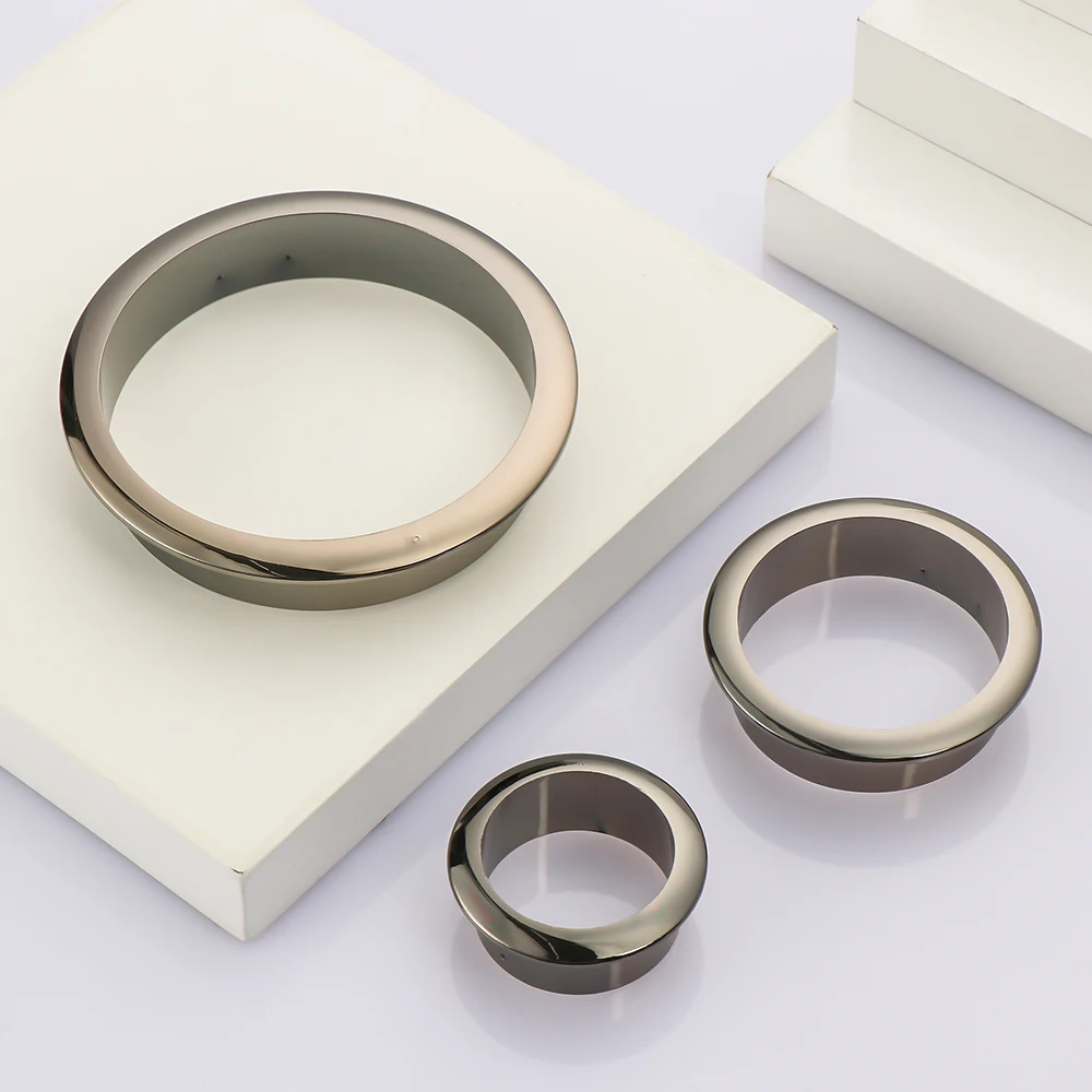 Œillets de câble d'ordinateur  - Furniture Hardware Outlet avis et prix